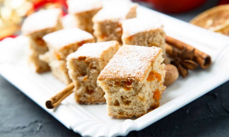 Torta panettone in friggitrice ad aria, senza lievitazione