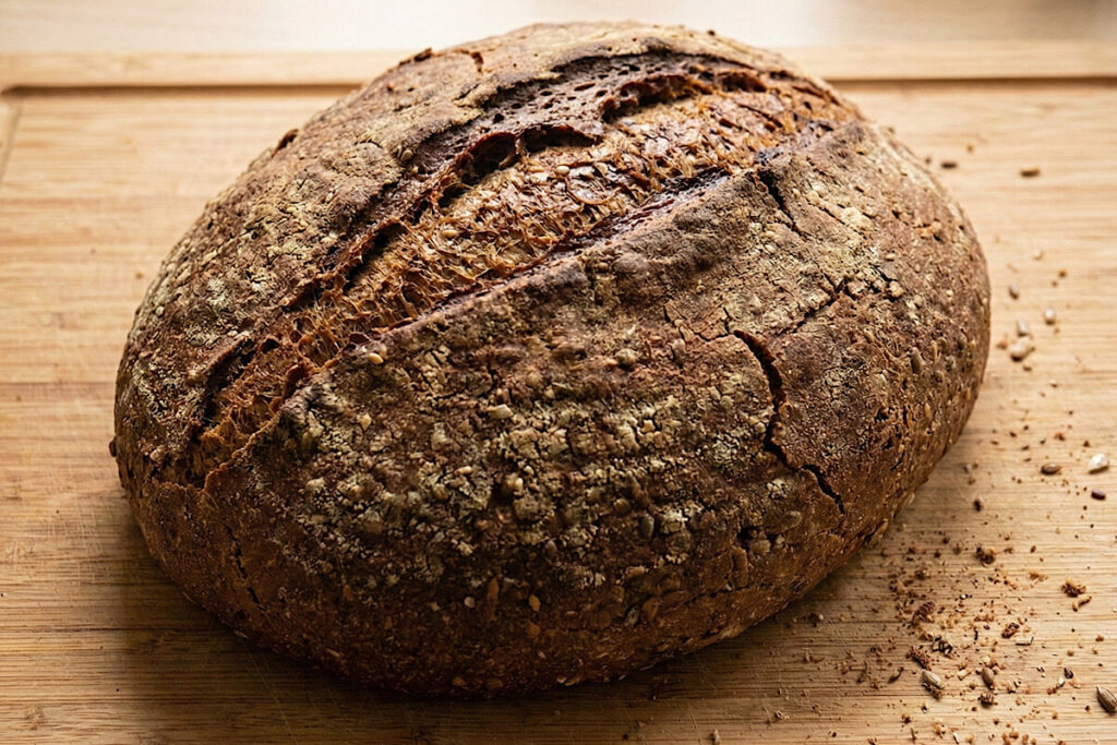 Pane nero ai sette cereali in friggitrice ad aria 1 Pane nero ai sette cereali in friggitrice ad aria