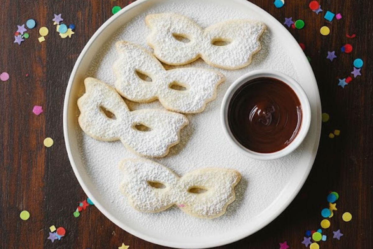 Le hai mai fatte le mascherine di Carnevale in friggitrice ad aria? Sono buonissime (e facilissime)