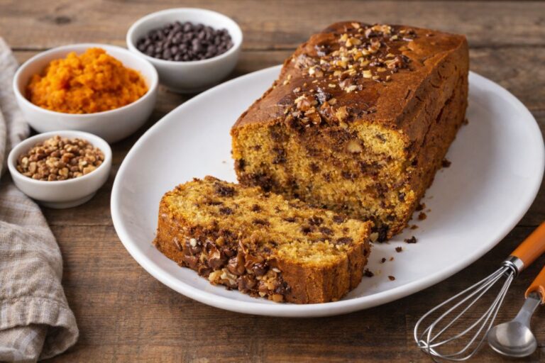 Il plumcake alla zucca per colazione si fa in friggitrice ad aria (senza burro ma ricco di gusto)
