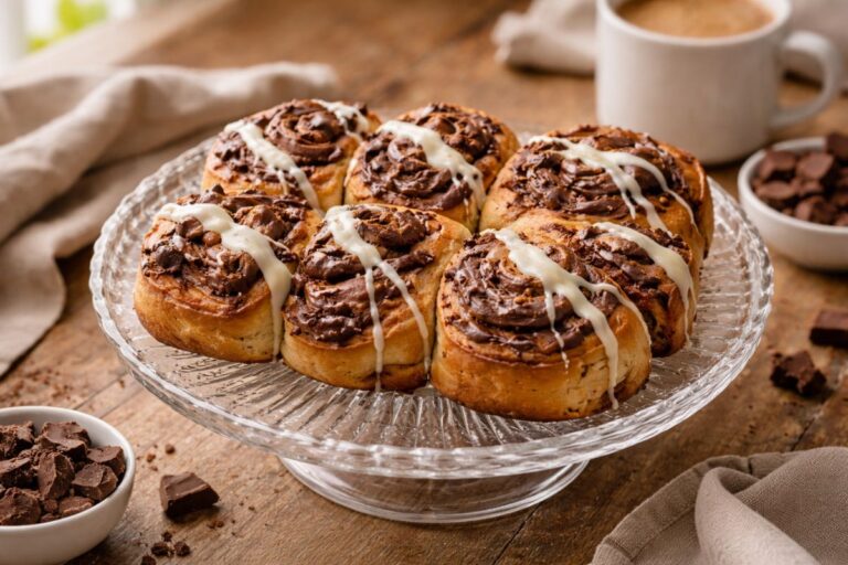 Le uova di Pasqua? Non le fare avanzare: ecco l’idea in più, il rolls con soli 2 ingredienti in friggitrice ad aria