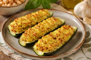 Zucchine ripiene di ceci speziati in friggitrice ad aria