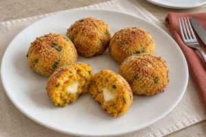 Polpette di zucca con cuore di provola in friggitrice ad aria